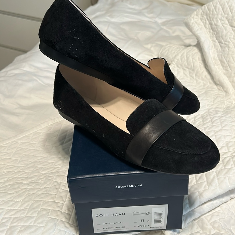 Cole Haan Haleigh ballet size 11 flats in new condition with box